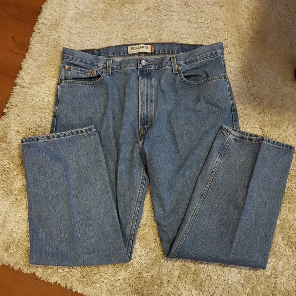Levis 505 42 X 30 medium wash Regular Fit 100% cotton blue denim jeans EUC…